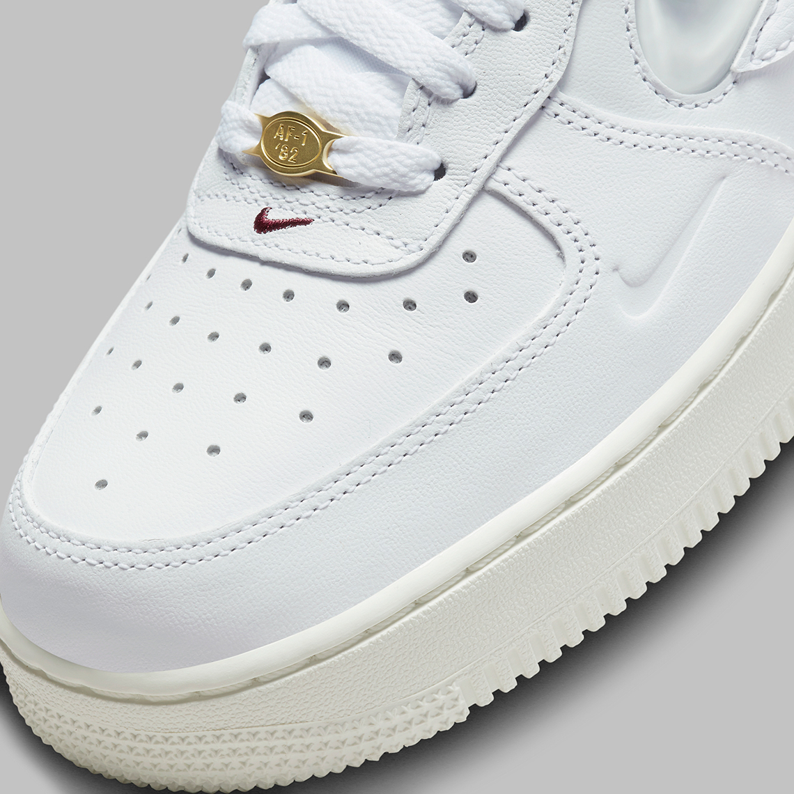 Nike Air Force 1 Low WMNS Jewel Double Swoosh White (2022