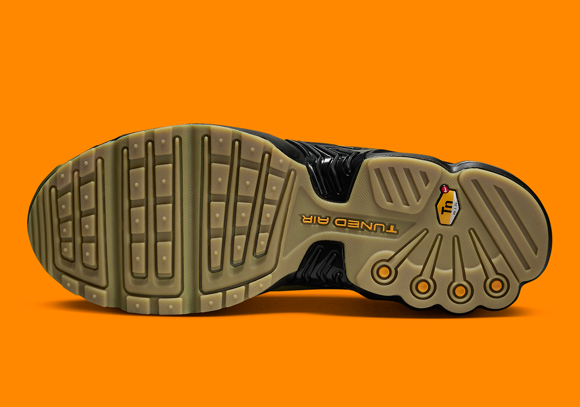 nike air max plus olive green and orange