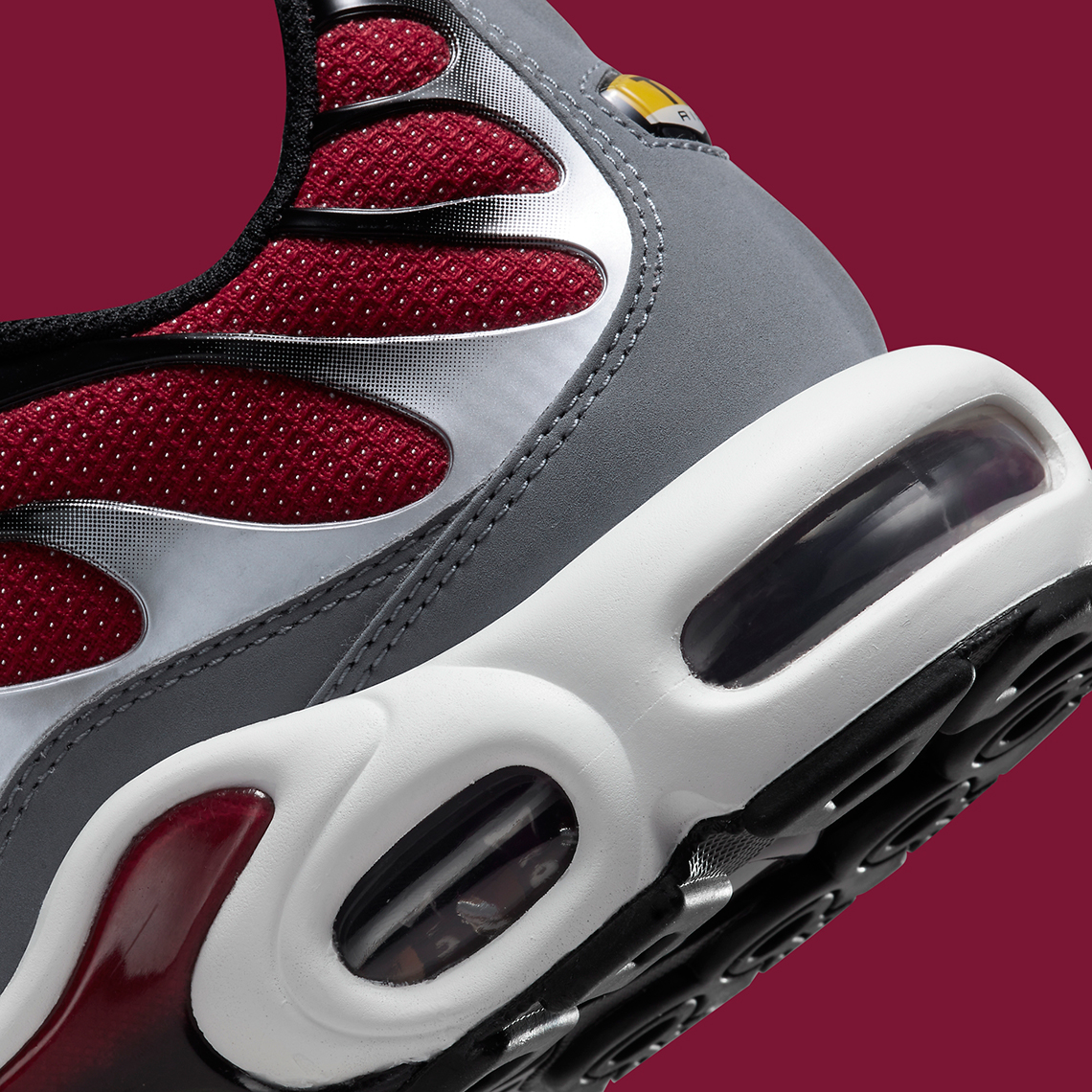 Nike TN Air Max Plus Red Grey White, DQ3983-600