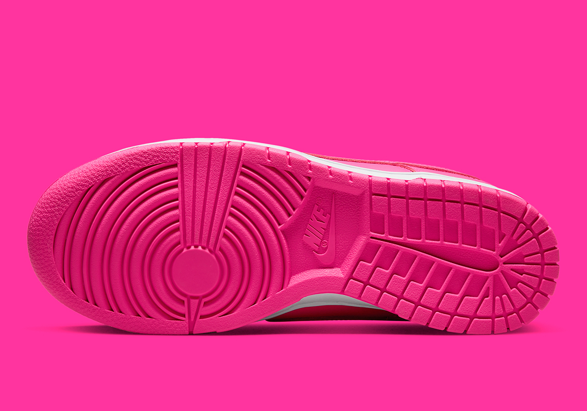 Zapatillas de lona en blanco Charge de Nike SB Hot Pink Dz5196 600 2