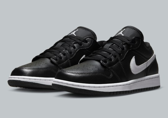Another  Black/White  Look Takes Over The Air air jordan 1 low knicks 553558 401 release date info