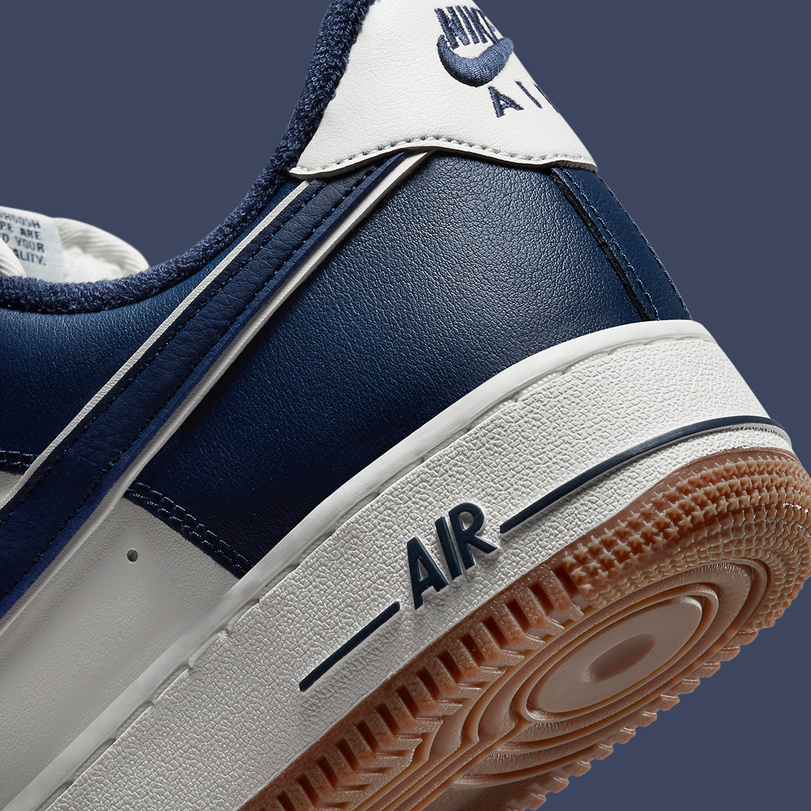 Air force outlet 1 navy gum