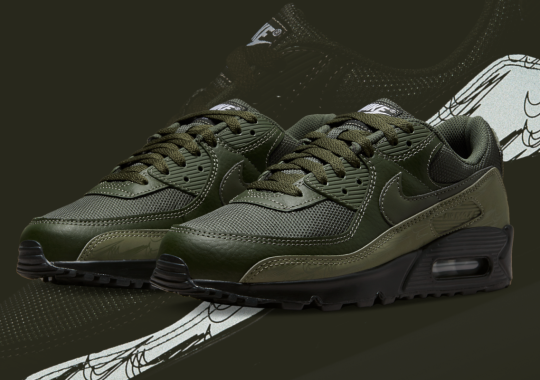 Reflective Mudguards Animate This Olive-Colored Nike Air Max 90