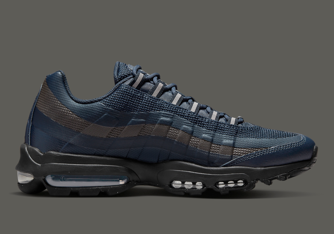 Nike Air Max 95 Ultra Navy Green CQ4025-400