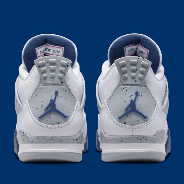 Air Jordan 4 