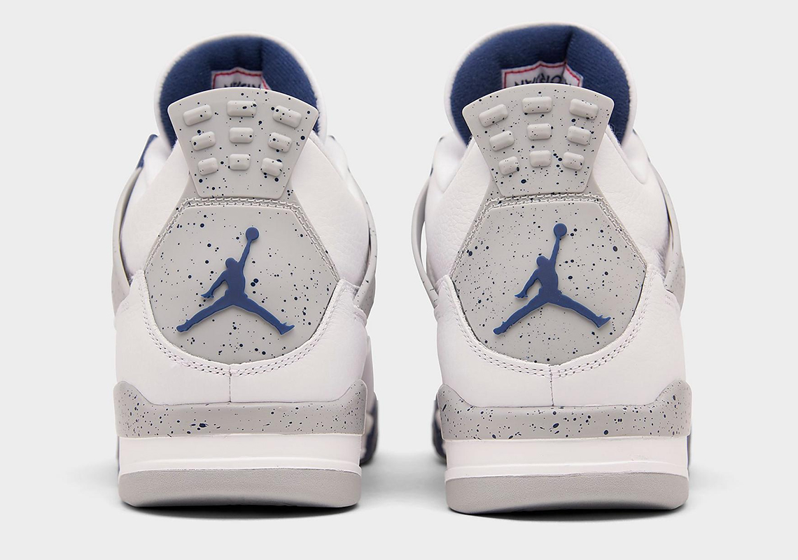 Air Jordan 4 