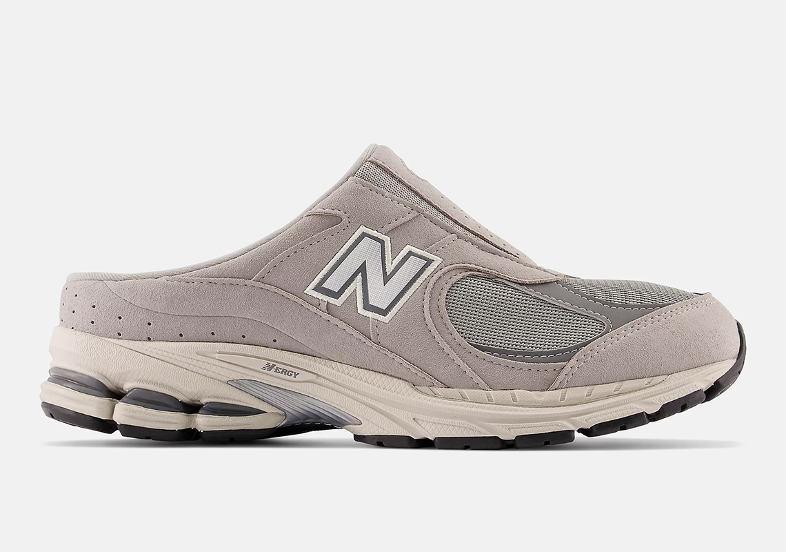 New Balance 2002R Mule 2022 2023 Releases | SneakerNews.com