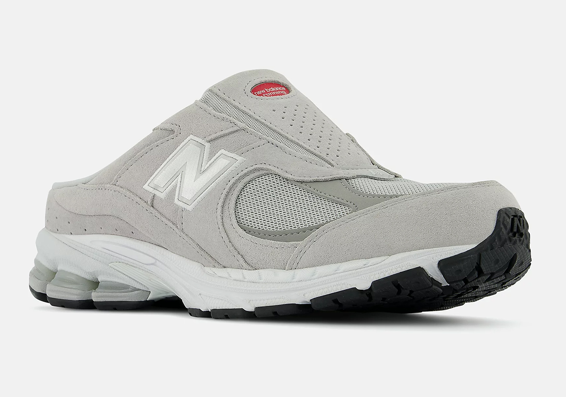 New Balance 2002R Mule 