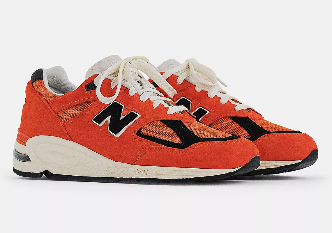 The New Balance 990v2 MADE in USA Series Continues With “Marigold”
