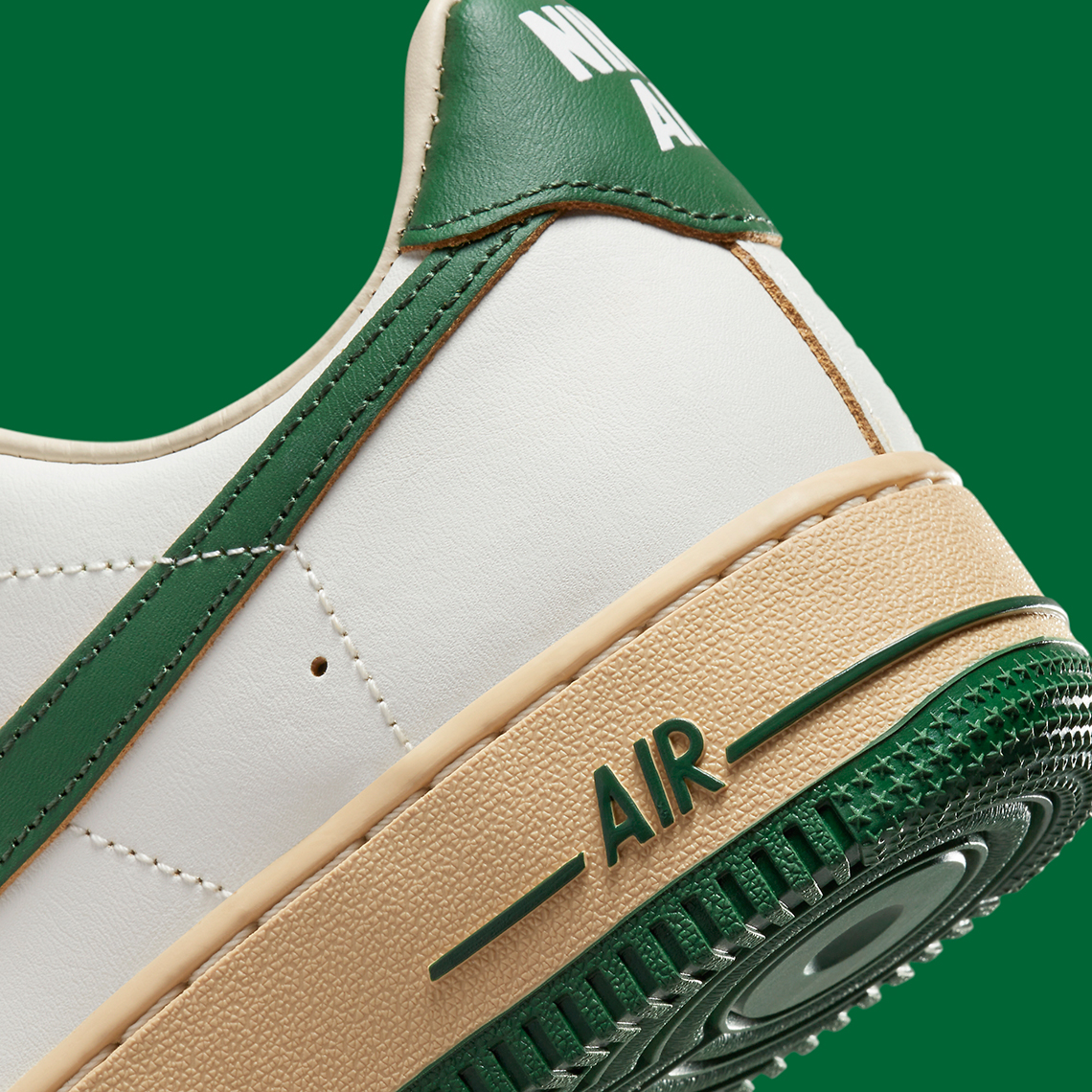 Nike Air Force 1 '07 LX in summit white and gorge green. Review