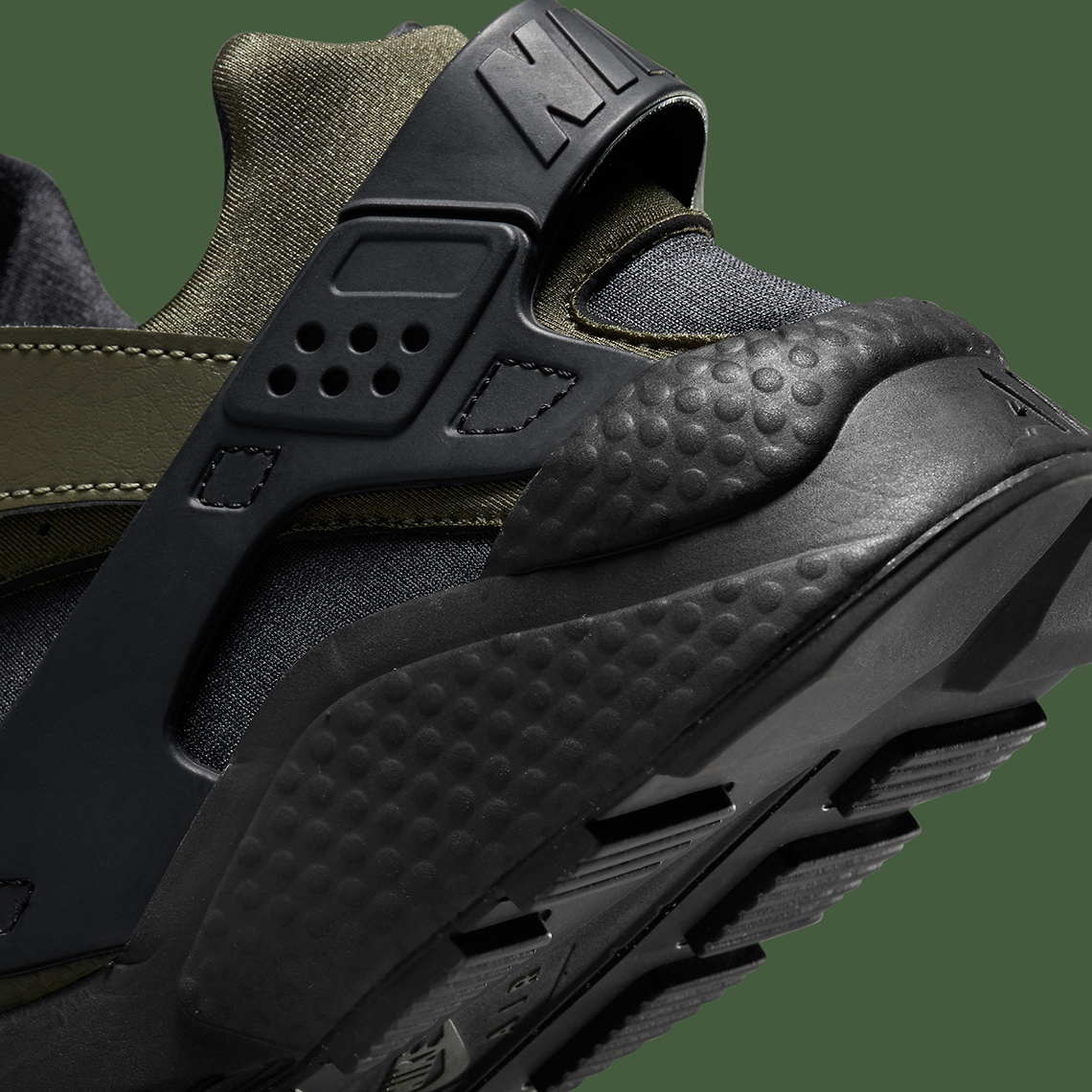 Nike huarache best sale military green