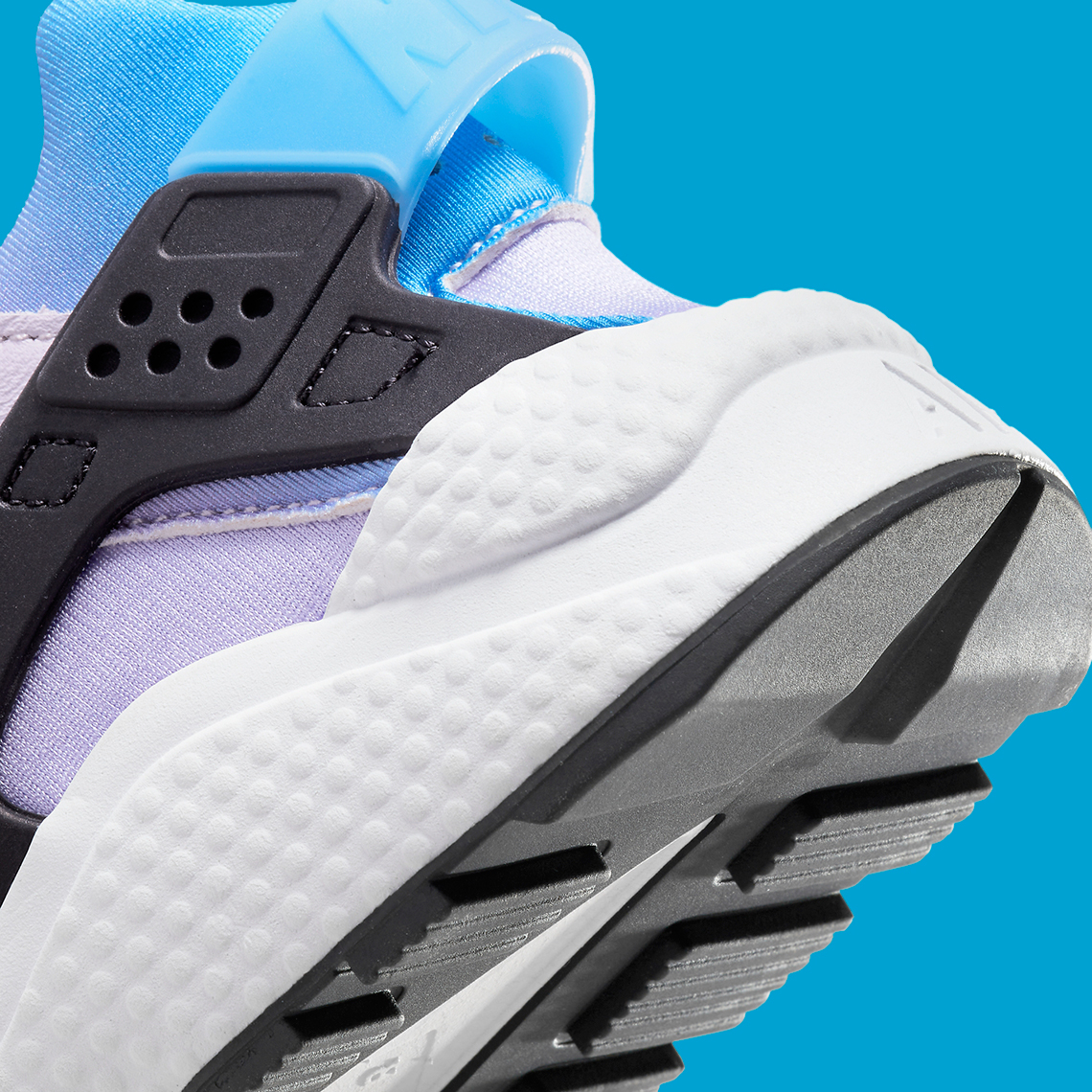 The Nike Air Huarache Softens Up With Lilac Purple - SneakerNews.com