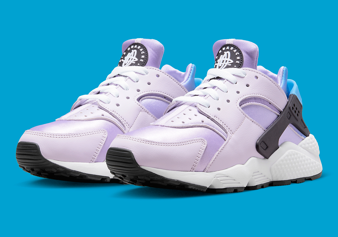 The Nike Air Huarache Softens Up With Purple - SneakerNews.com