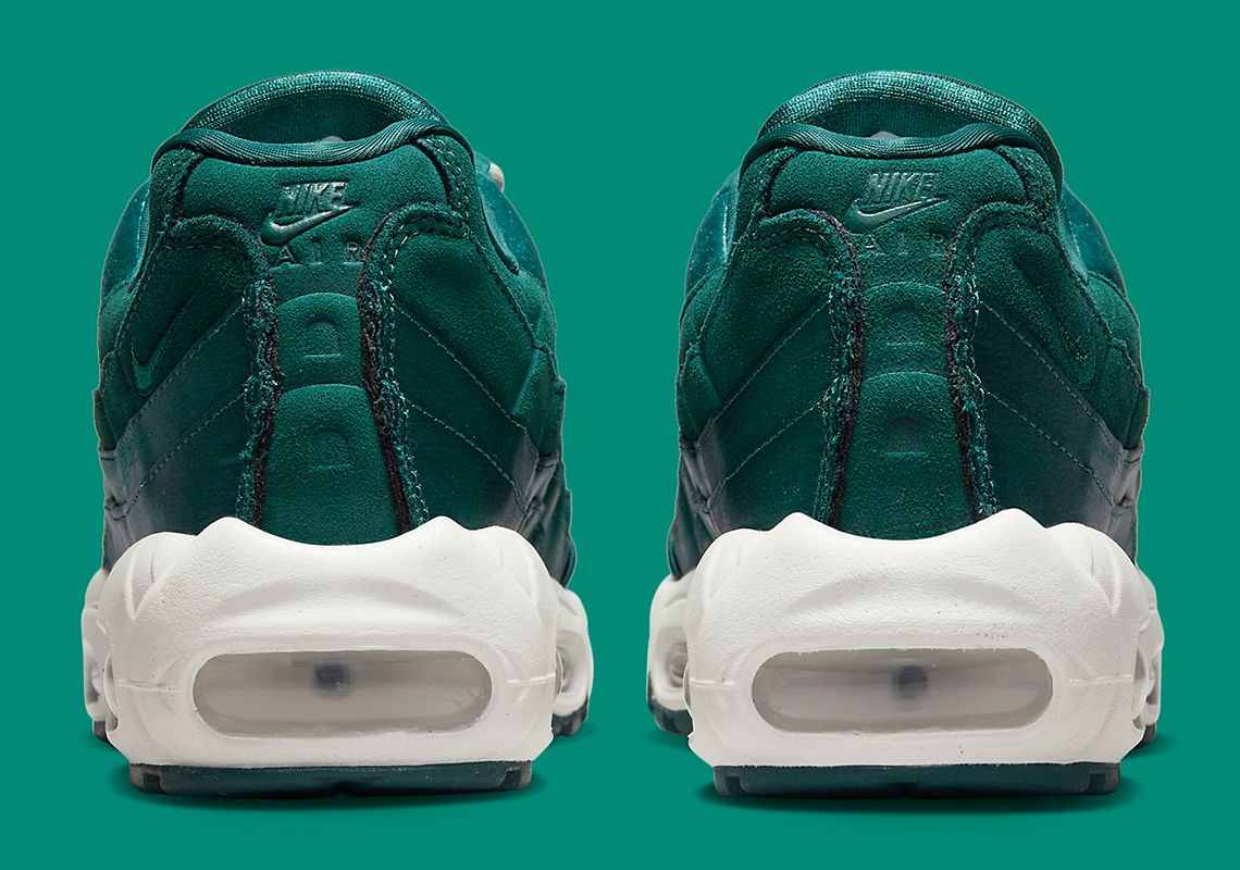 nike air max 95 green velvet release date 9