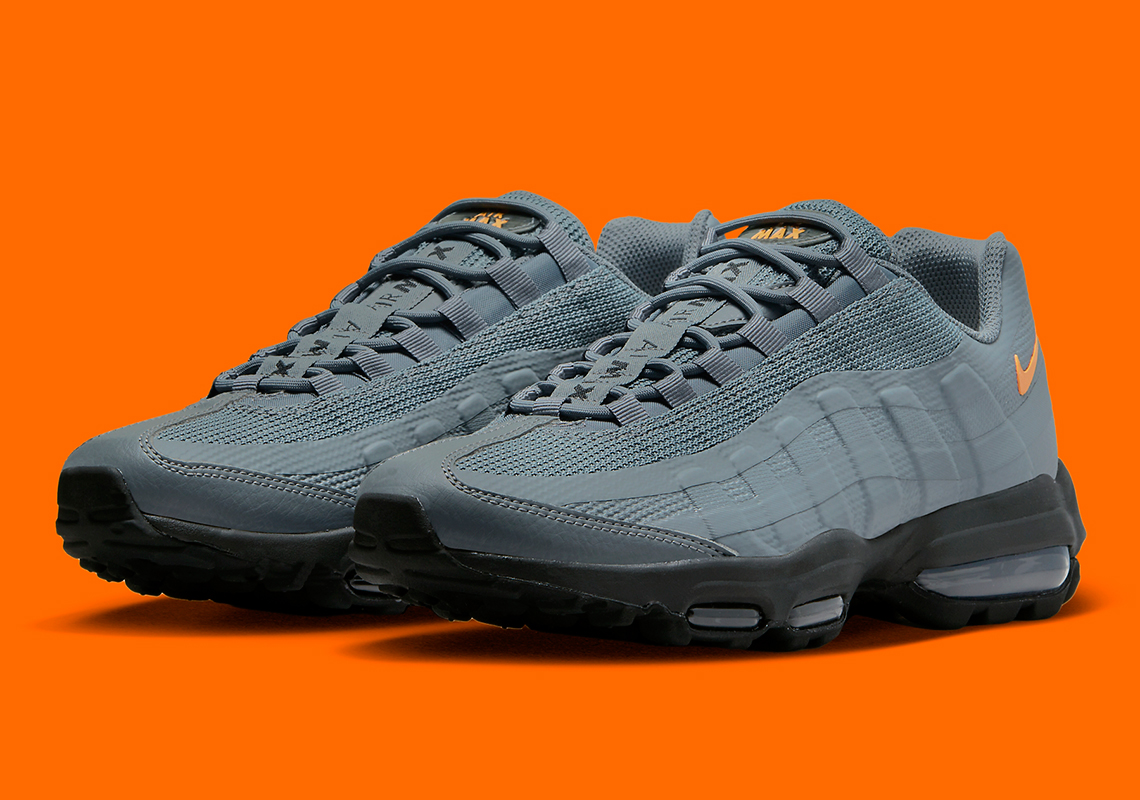 Nike air max 95 ultra trainers in grey sale