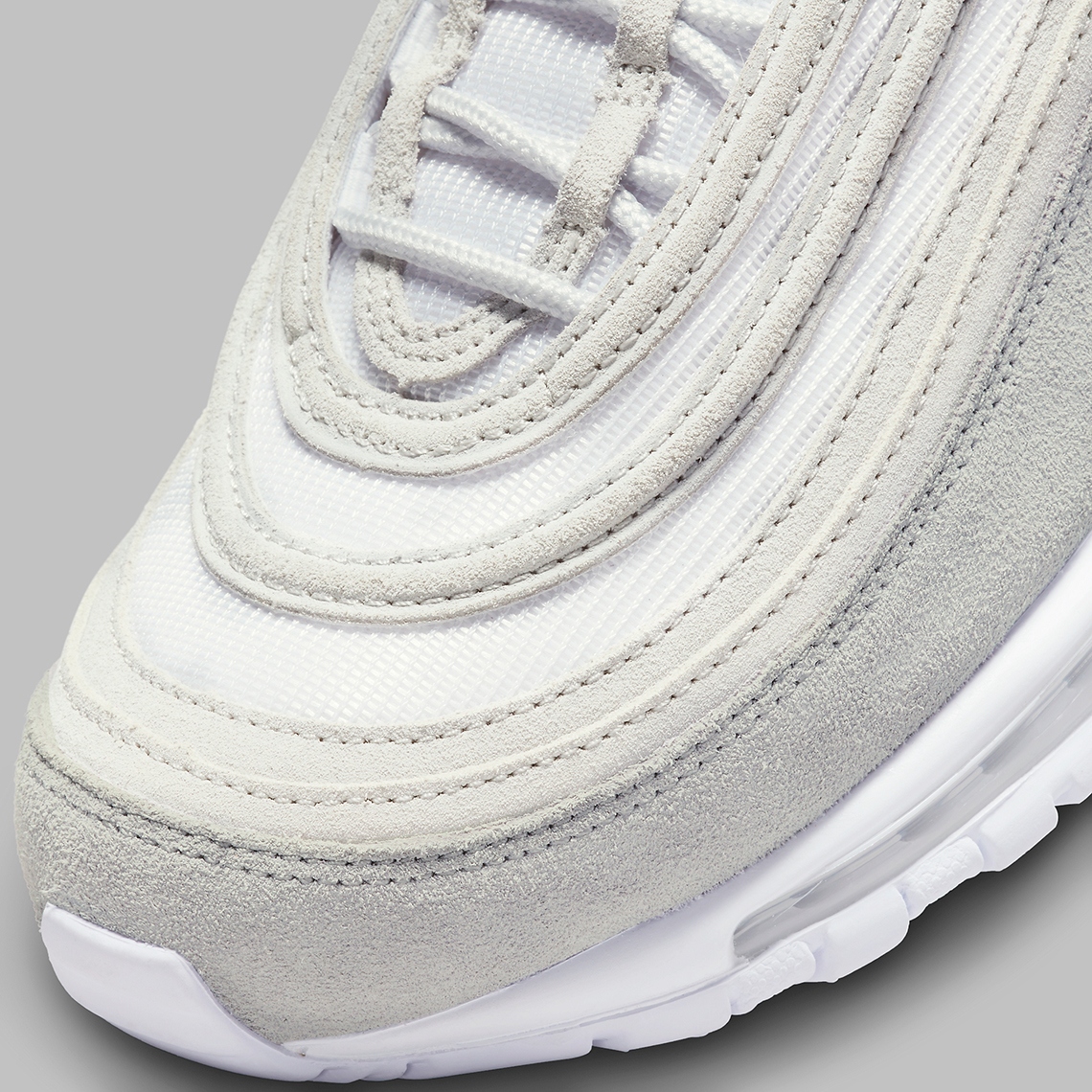 Air 97 "Pure Platinum" 2002 | SneakerNews.com