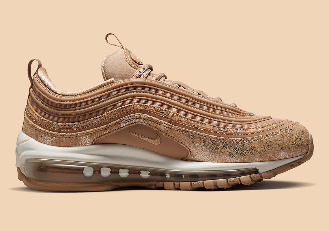 Nike Air Max 97 Womens Distressed Gold Release Date 7