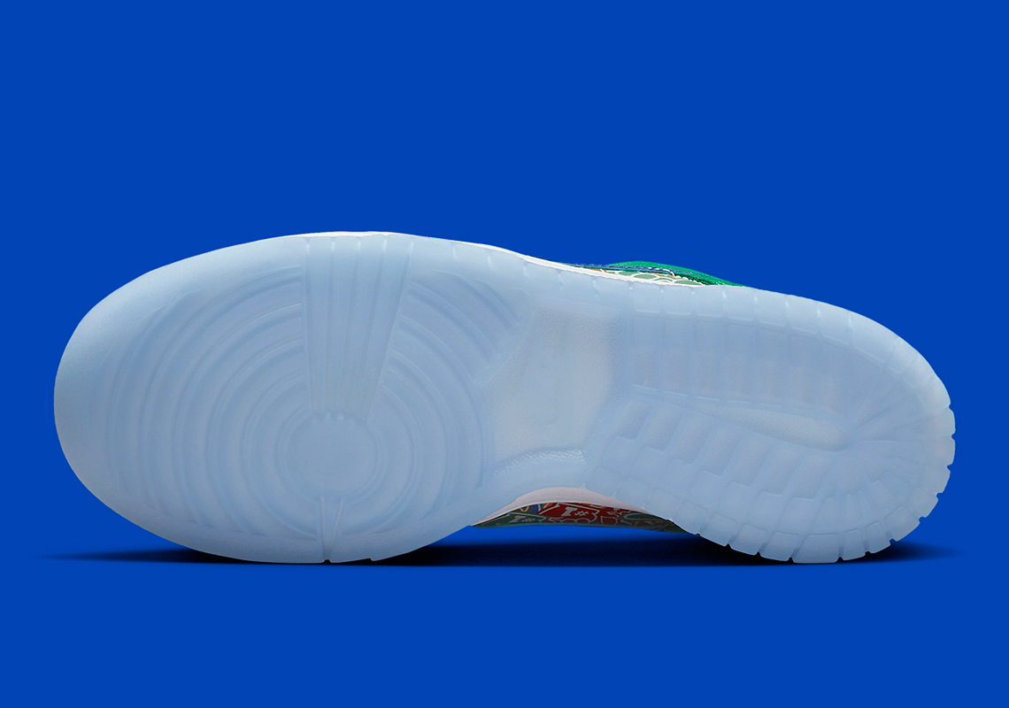 tiger inspired air max plus has just landed on nike Gs Foam Finger Release Date3