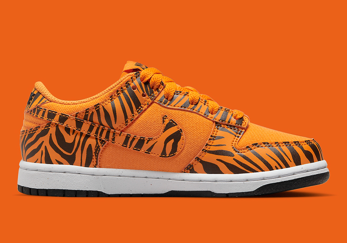 Nike Dunk Low Ps Tiger Stripes 1