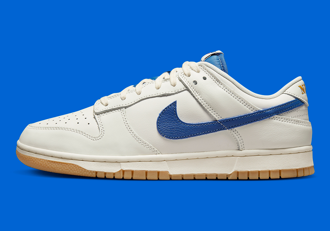 Dunk low sail. Nike Dunk Sail Blue. Nike SB Dunk Low Blue White. Nike Sportswear Dunk se 2. Nike Dunk оушен.