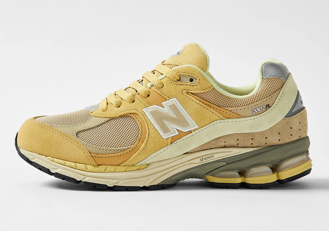 28 AURALEE × New Balance M2002RA1 White靴/シューズ - スニーカー