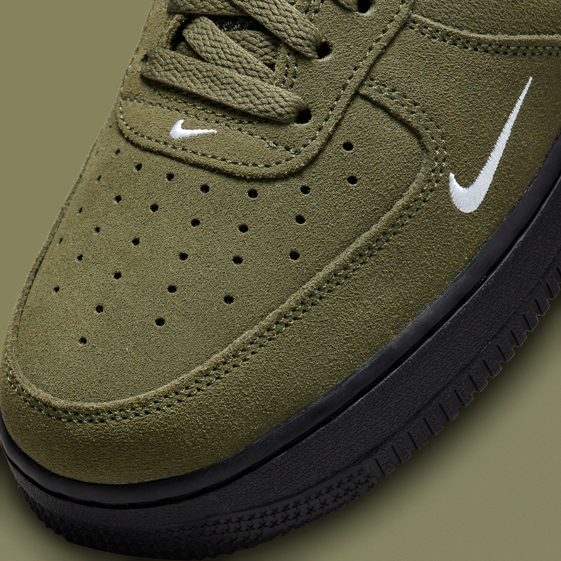 Mal funcionamiento sábado Flotar Nike Air Force 1 Low "Olive/Black" DZ4514-300 | SneakerNews.com