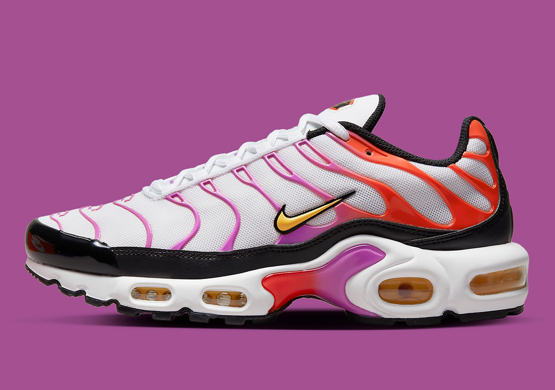 Purple To Red Gradients Dress This Upcoming Nike Air Max Plus