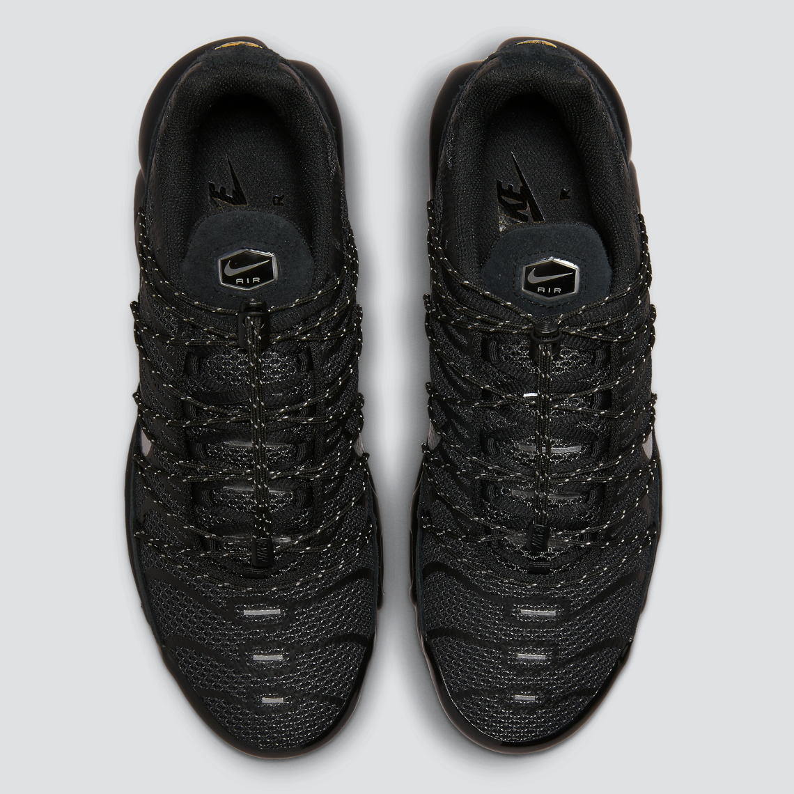 Nike Air Max Plus ''Black/Metallic Silver'' - DX8971-001