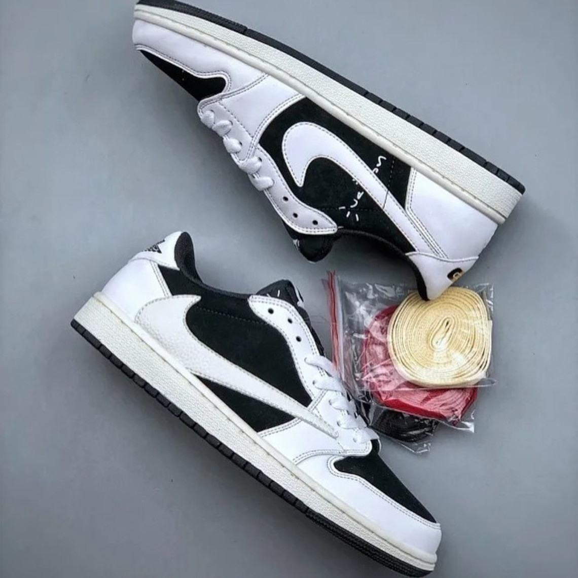 travis scott jordan 1 sail laces