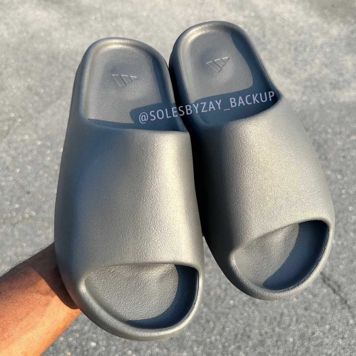 adidas Yeezy Slide Granite ID4132 Release Info | SneakerNews.com
