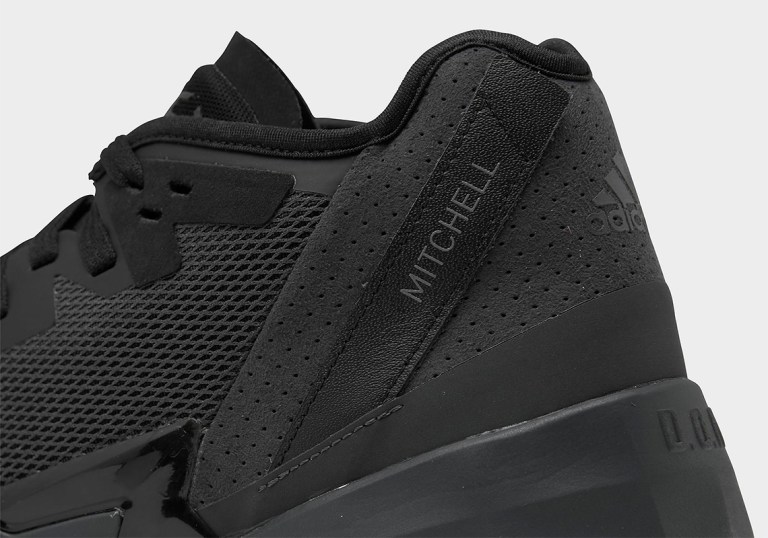adidas-don-issue-4-core-black-  display picture 1