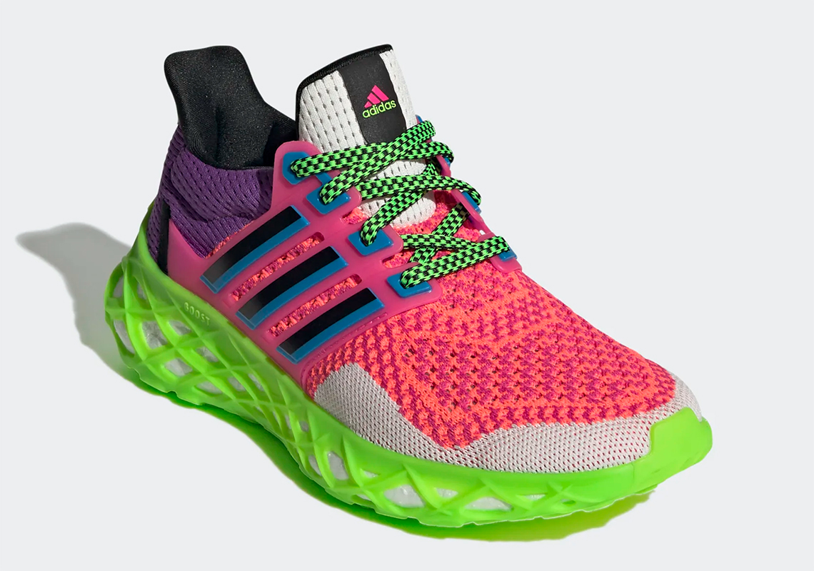 Adidas ultra 2025 boost neon pink