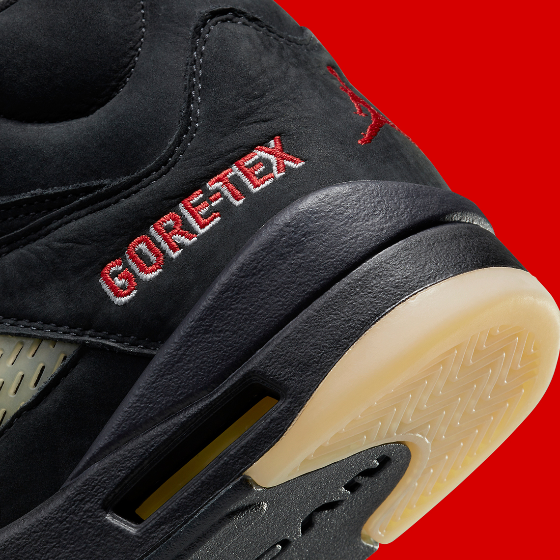 Air Jordan 5 Gore-Tex Arrives For Holiday 2022 - Sneaker News