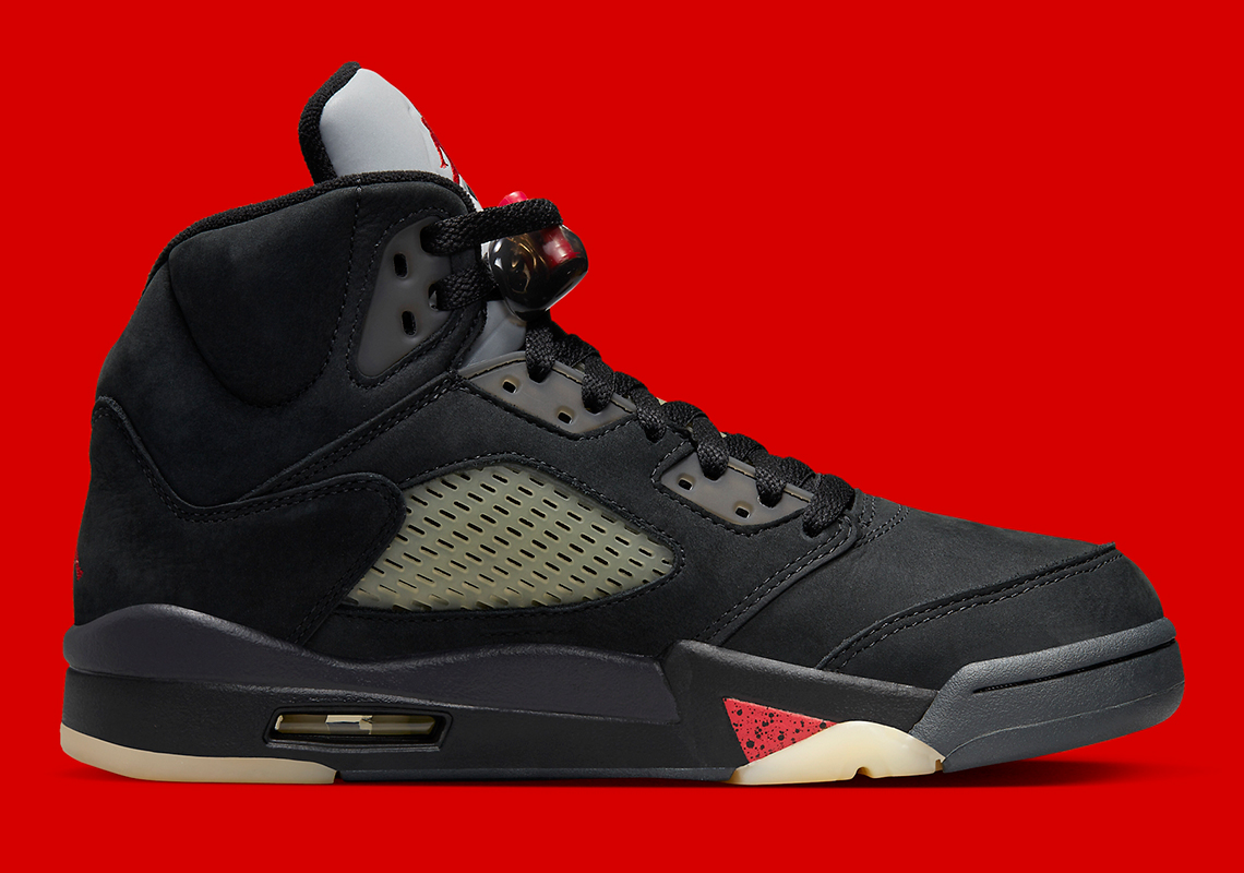 Air Jordan 5 Womens Gore-Tex DR0092-001 | SneakerNews.com