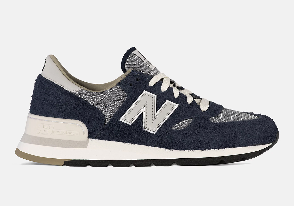 Carhartt Wip New Balance 2002R Protection Pack Navy Greyv1 M990ch1 Release Date11