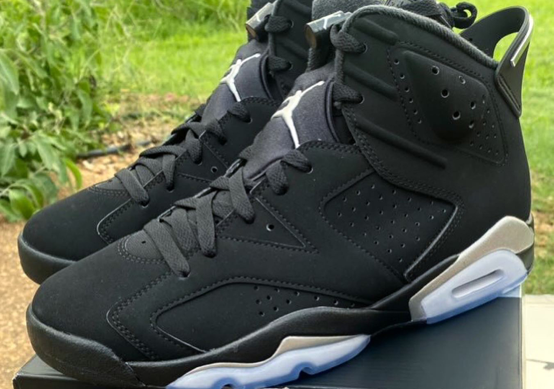 black and gray jordan 6s