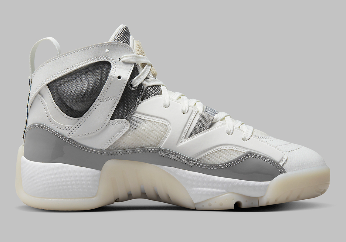 the best jordan release of december might be the jumpman team ii retro Womens White Grey Dr9631 002 6