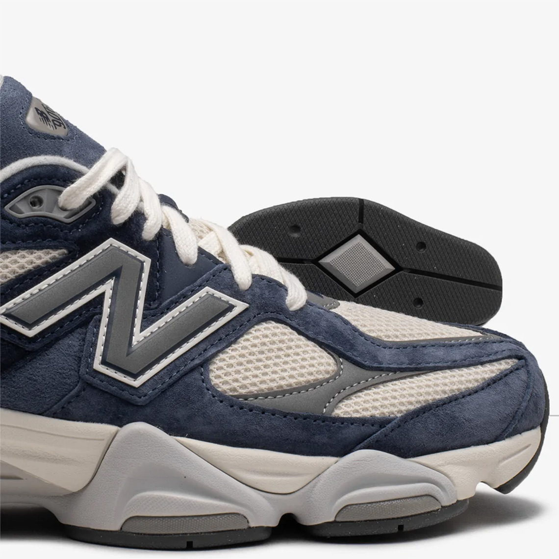 beauty and youth x new balance 237 grey silver Indigo U9060ind 2