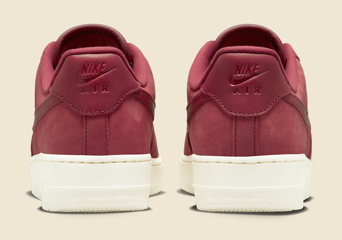 Nike Wmns Air Force 1 '07 Prm Ess Night Maroon, 860532-600