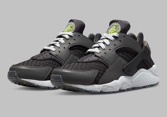 The Nike Air Huarache Next Nature Prepares For Fall With A "Dark Smoke Grey" Offering