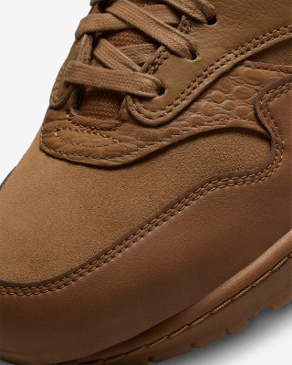 Nike Air Max 1 WMNS Ale Brown Medium Brown DV3888-200 | SneakerNews.com