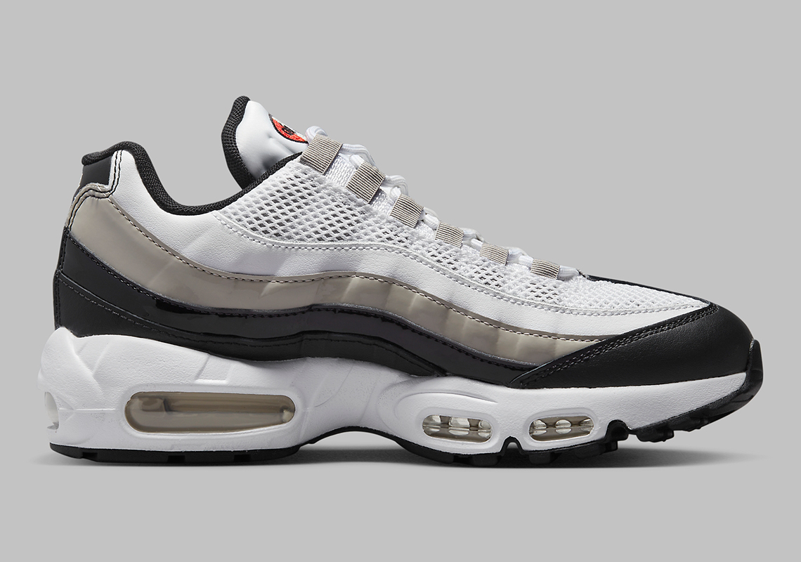 The Best Way Possible to Clean All White Mesh Nike Air Max 95