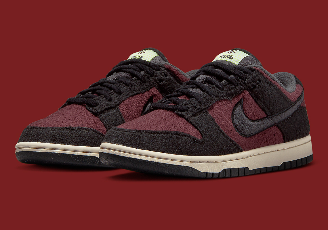 Black And Maroon Share This Nike Dunk Low Fleece