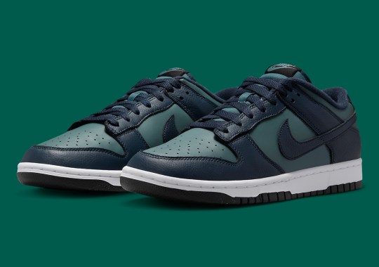 Navy And Teal Color In The Nike Dunk Low