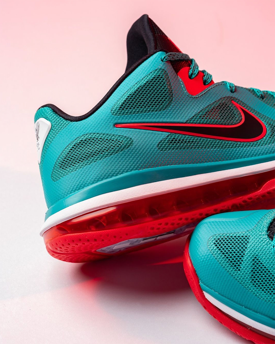 Nike Lebron 9 Low Reverse Liverpool Dq6400 300 Store List 6