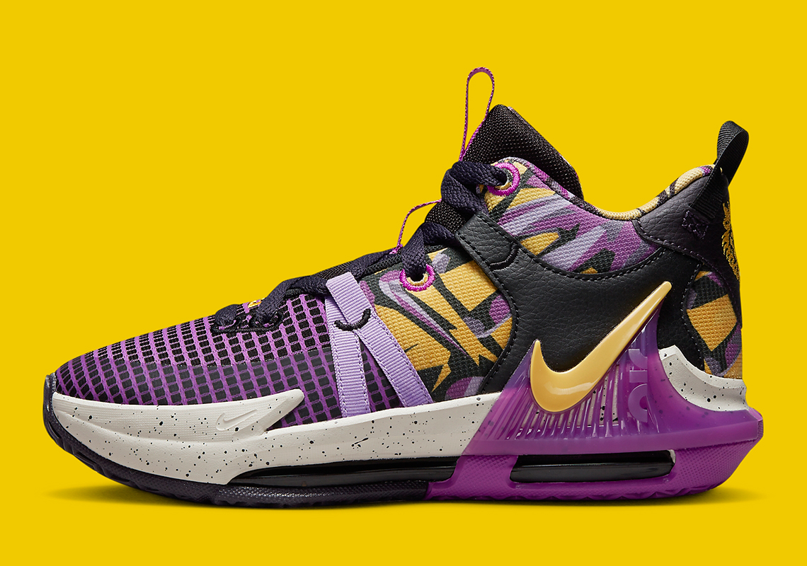 nike lebron witness 7 lakers graffiti FD0209 001 6