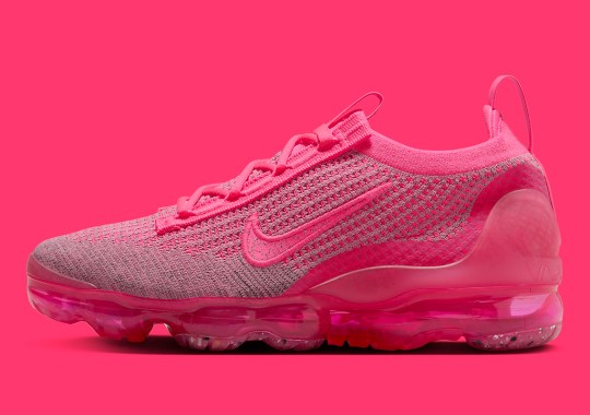 The Nike Vapormax Flyknit 2021 Goes "Triple Pink"