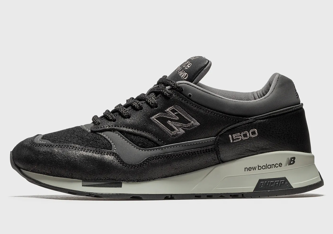 interior nombre de la marca Resentimiento New Balance 1500 Black Grey M1500DJ | SneakerNews.com
