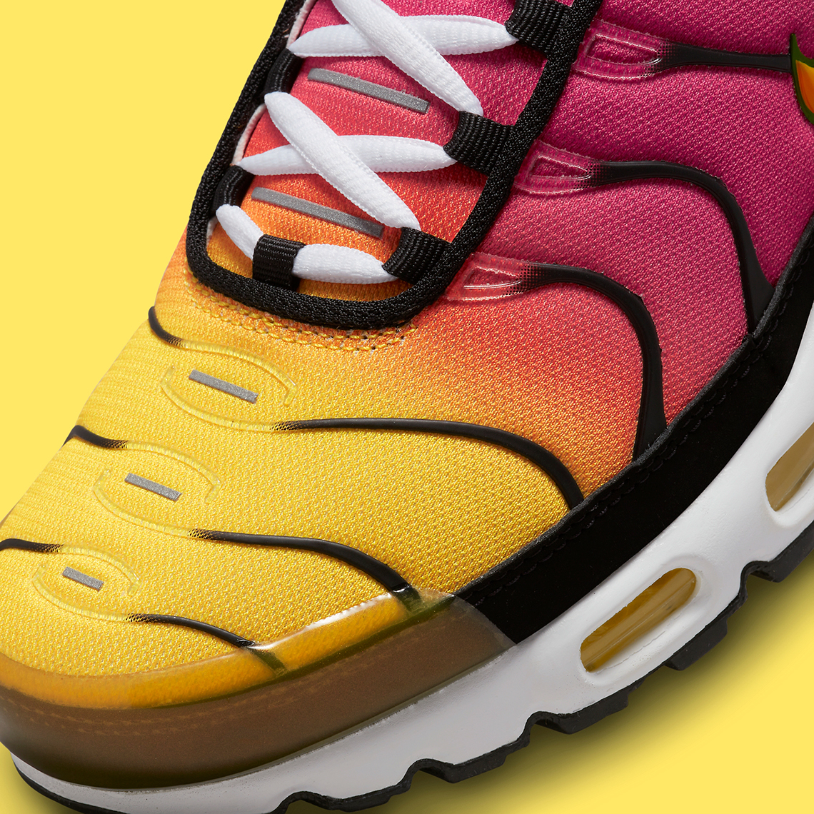 Nike Air Max Plus DX0755-600 Release Info | SneakerNews.com