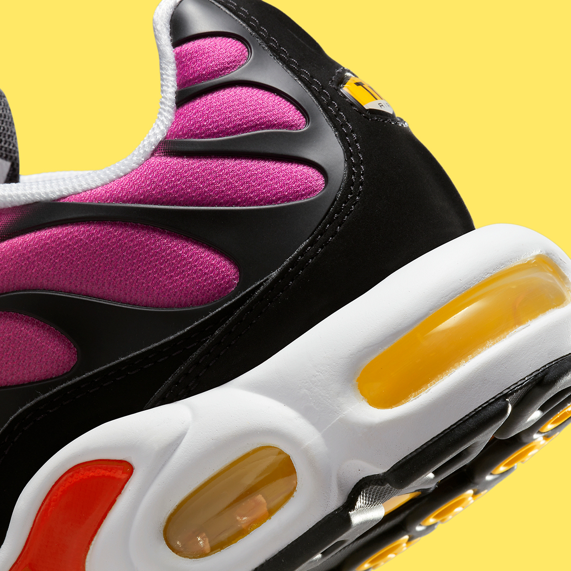 Nike Air Max Plus DX0755-600 Release Info | SneakerNews.com